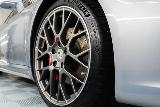 Armour Detail | Tire+