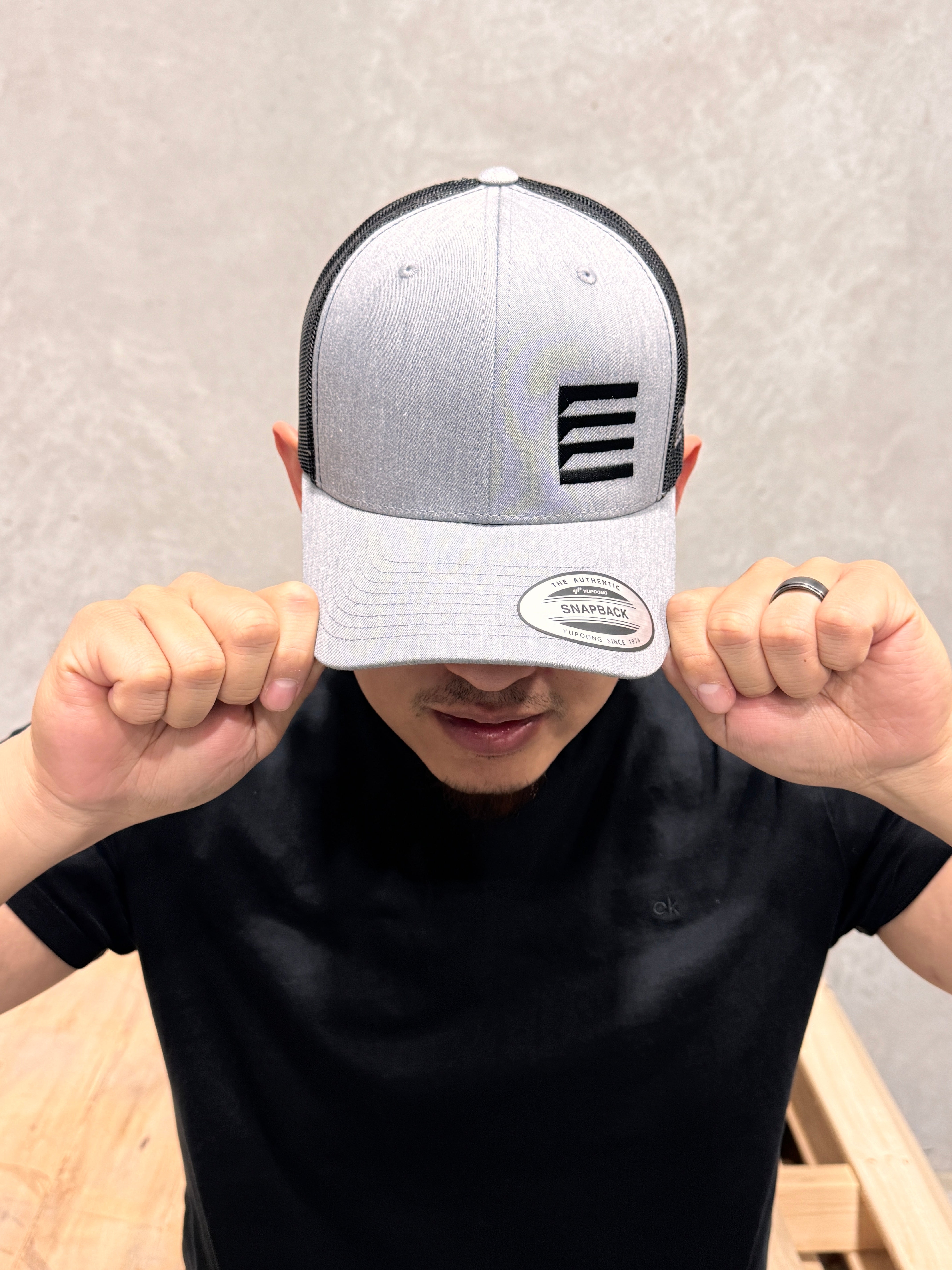 TOC Supplies Classic Snapback Trucker, Gray/Black