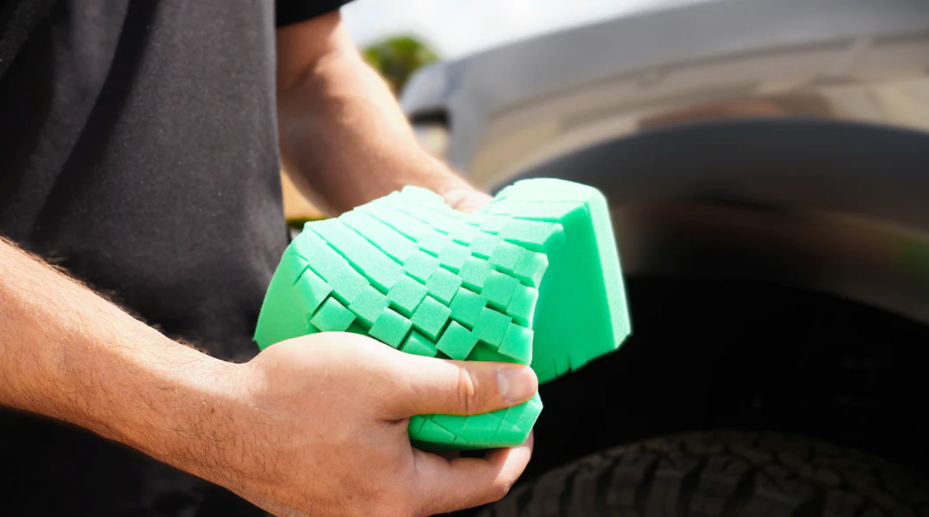 Armour Detail | Villain Wash Sponge