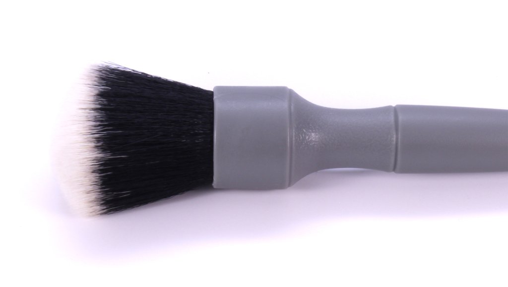 Detail Factory Soft Gray Brush