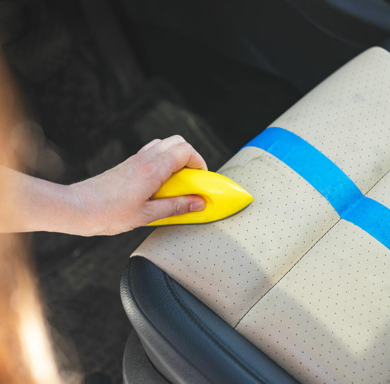 The Rag Company - Leather & Vinyl Interior Scrub Brush - Yellow & Blue